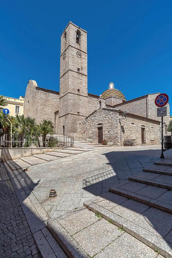 La Casa Del Pittore Olbia Exterior foto